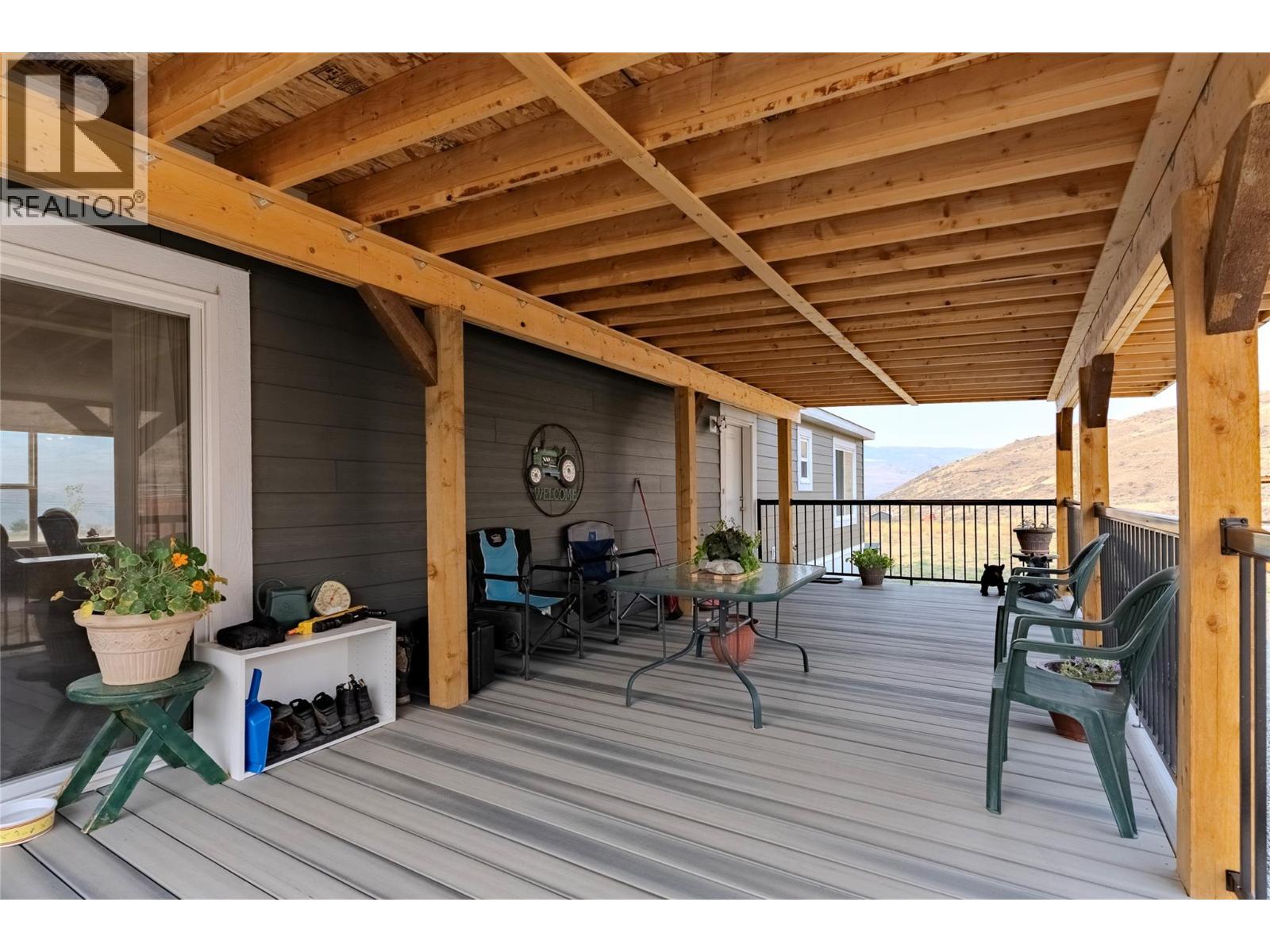 covered deck 30' x 13' - 6288 Ashcroft Road, Kamloops, BC