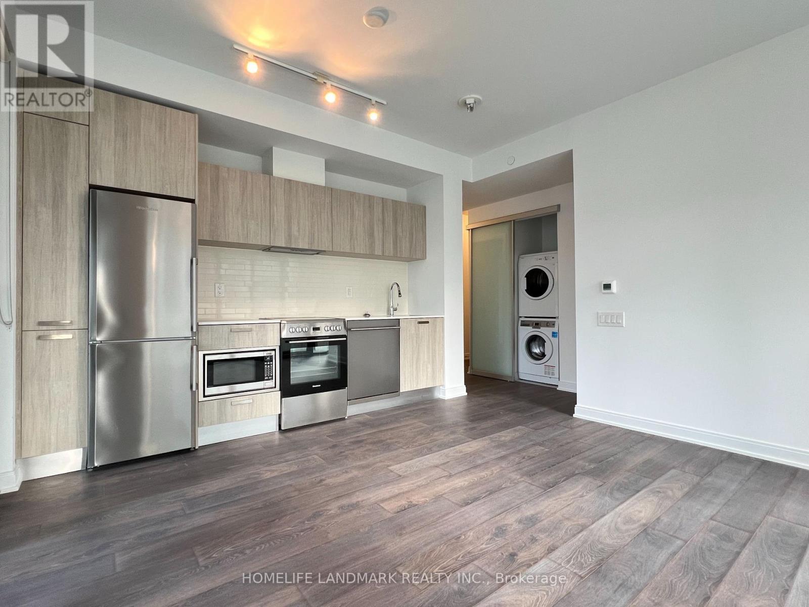 505 - 50 Charles Street E, Toronto, ON - Indoor Photo Showing Kitchen