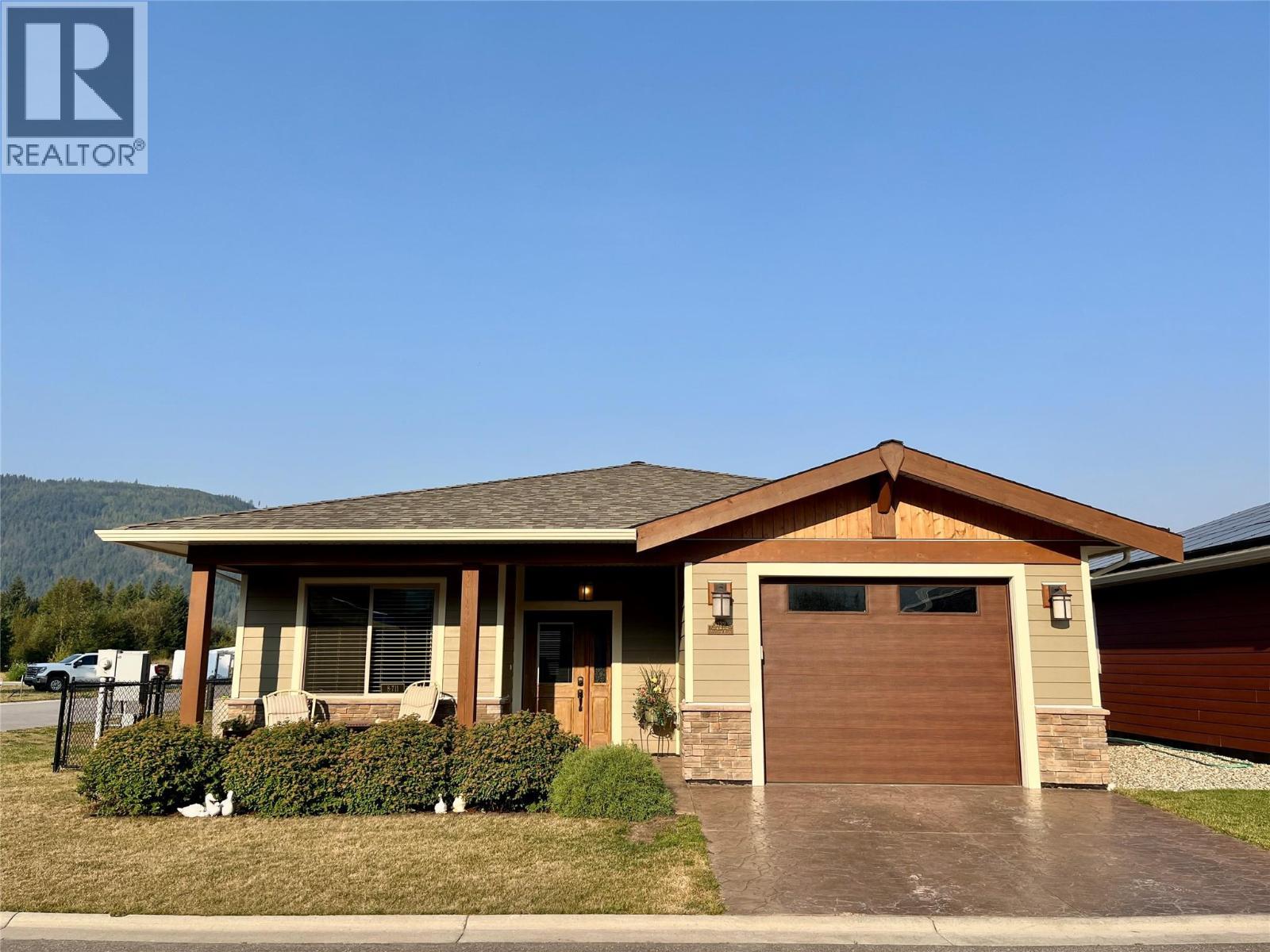 1132 Willow Row, Sicamous, BC - Outdoor