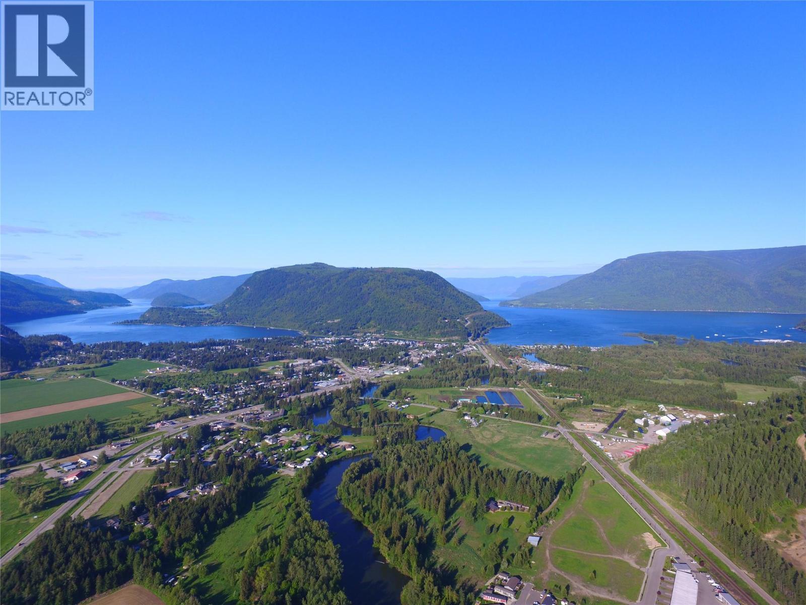 1132 Willow Row, Sicamous, BC - Outdoor With View