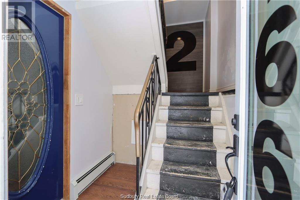 1663 Wendy, Val Caron, ON - Indoor Photo Showing Other Room