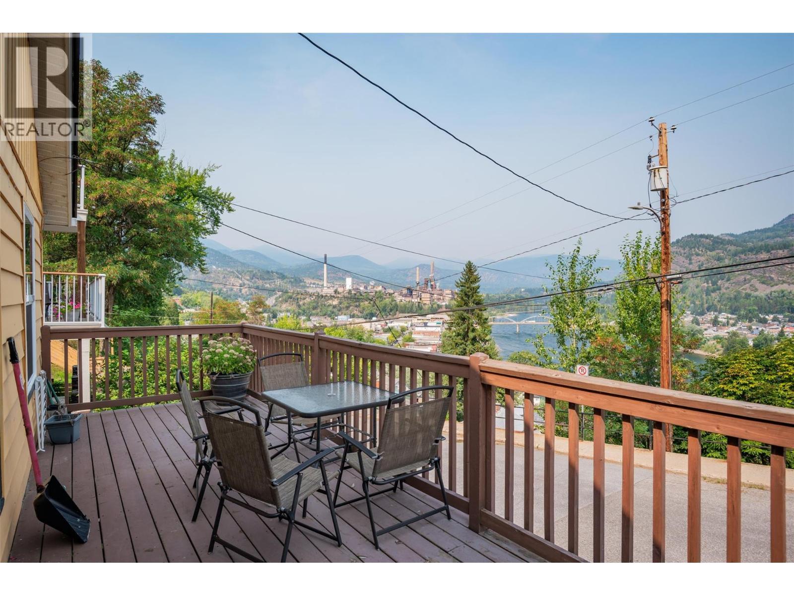 1930 Daniel Street, Trail, BC - Outdoor With Exterior