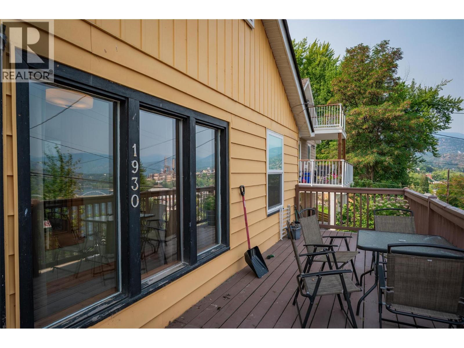 1930 Daniel Street, Trail, BC - Outdoor With Deck Patio Veranda With Exterior