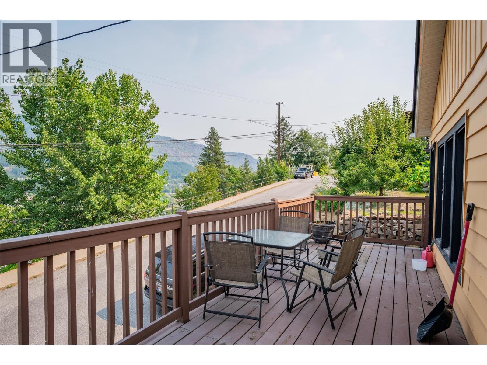 1930 Daniel Street, Trail, BC - Outdoor With Deck Patio Veranda With Exterior