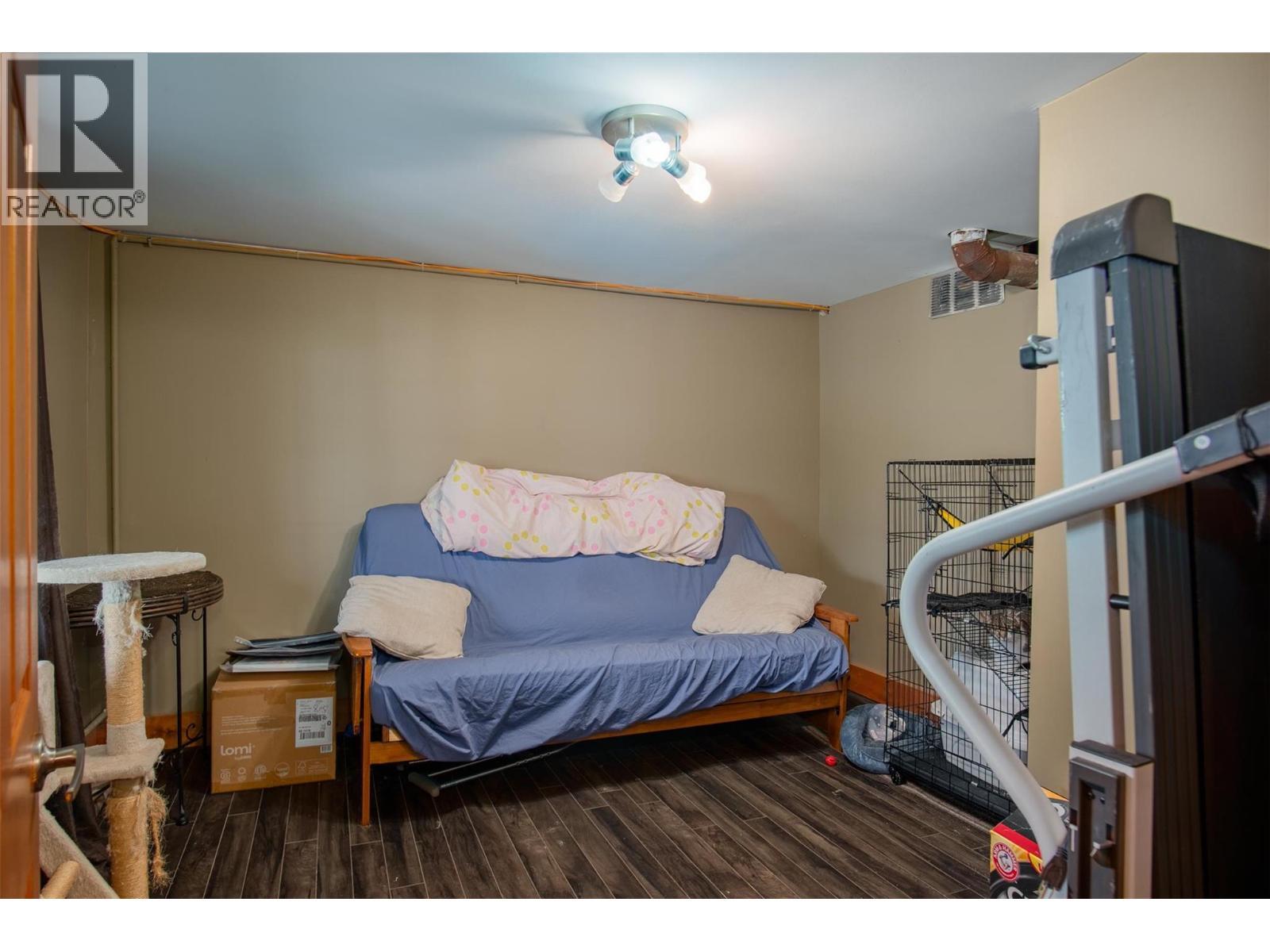 1930 Daniel Street, Trail, BC - Indoor