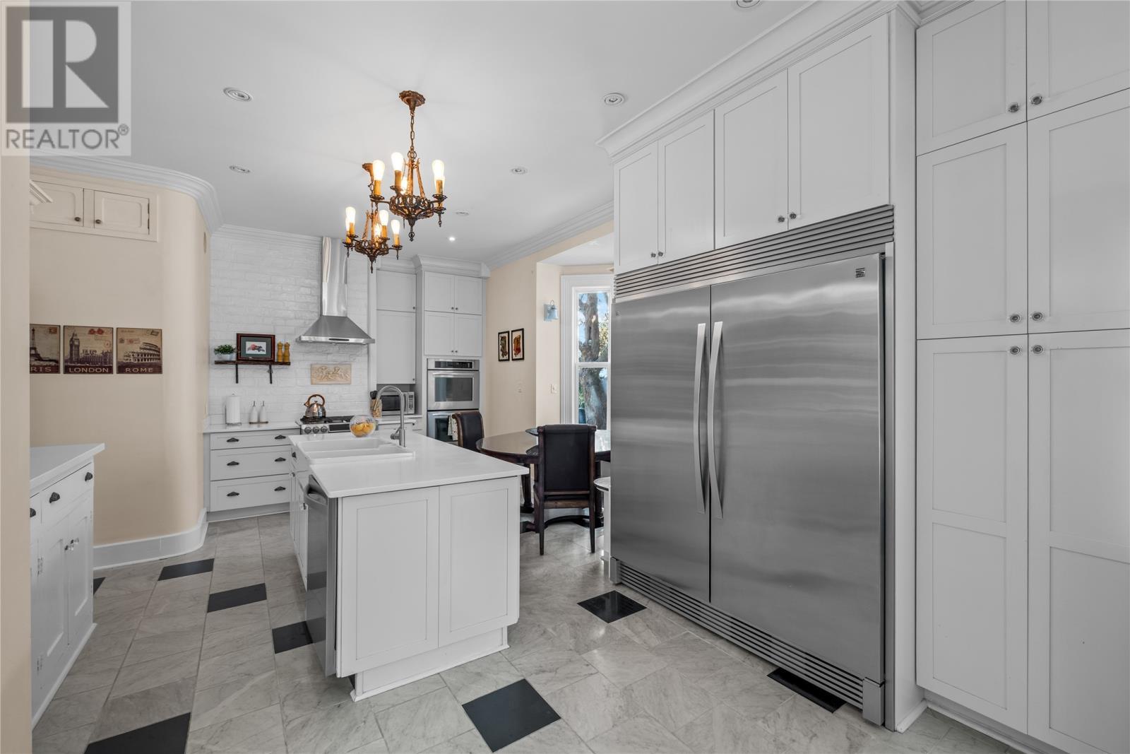 146 Hamilton Avenue, St. John'S, NL - Indoor