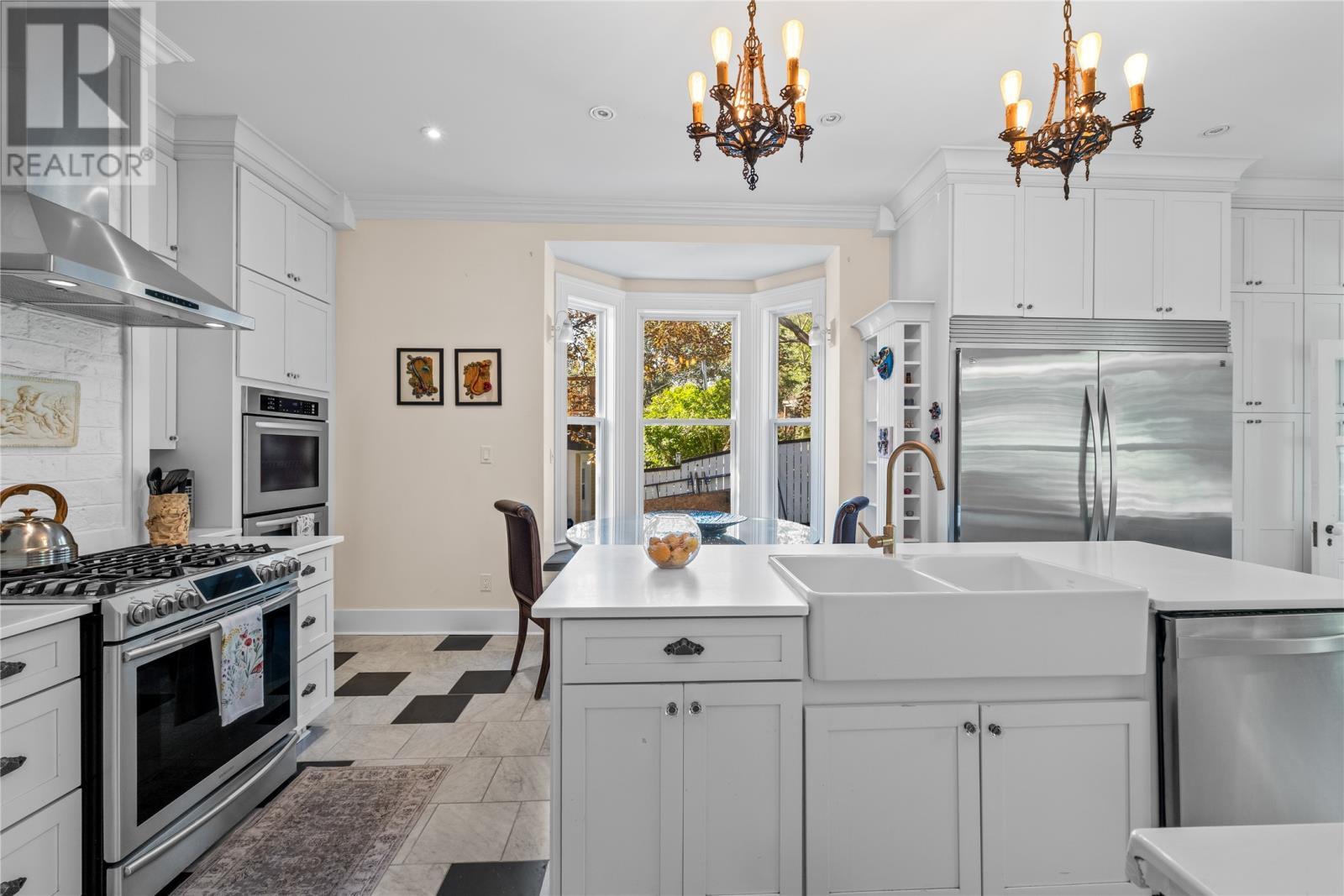 146 Hamilton Avenue, St. John'S, NL - Indoor Photo Showing Kitchen With Stainless Steel Kitchen With Double Sink With Upgraded Kitchen