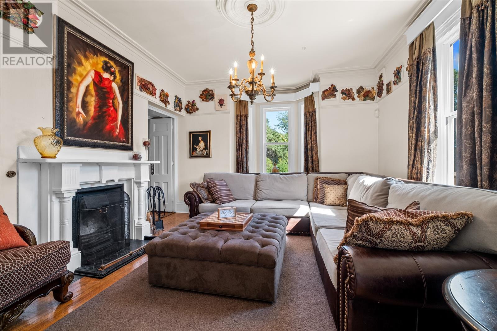 146 Hamilton Avenue, St. John'S, NL - Indoor Photo Showing Living Room With Fireplace
