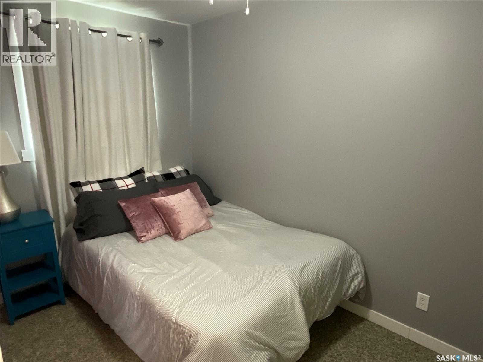 3829 First Point Beach Drive, Hoodoo Rm No. 401, SK - Indoor Photo Showing Bedroom