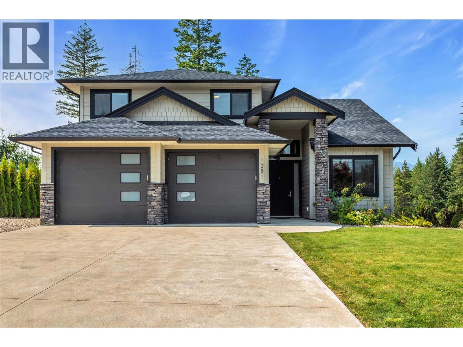 1281 23 Street Se, Salmon Arm, BC - Outdoor With Facade