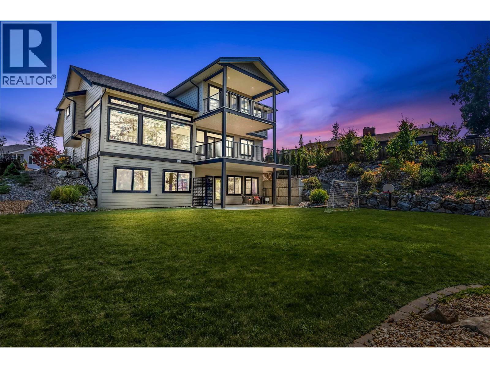 1281 23 Street Se, Salmon Arm, BC - Outdoor