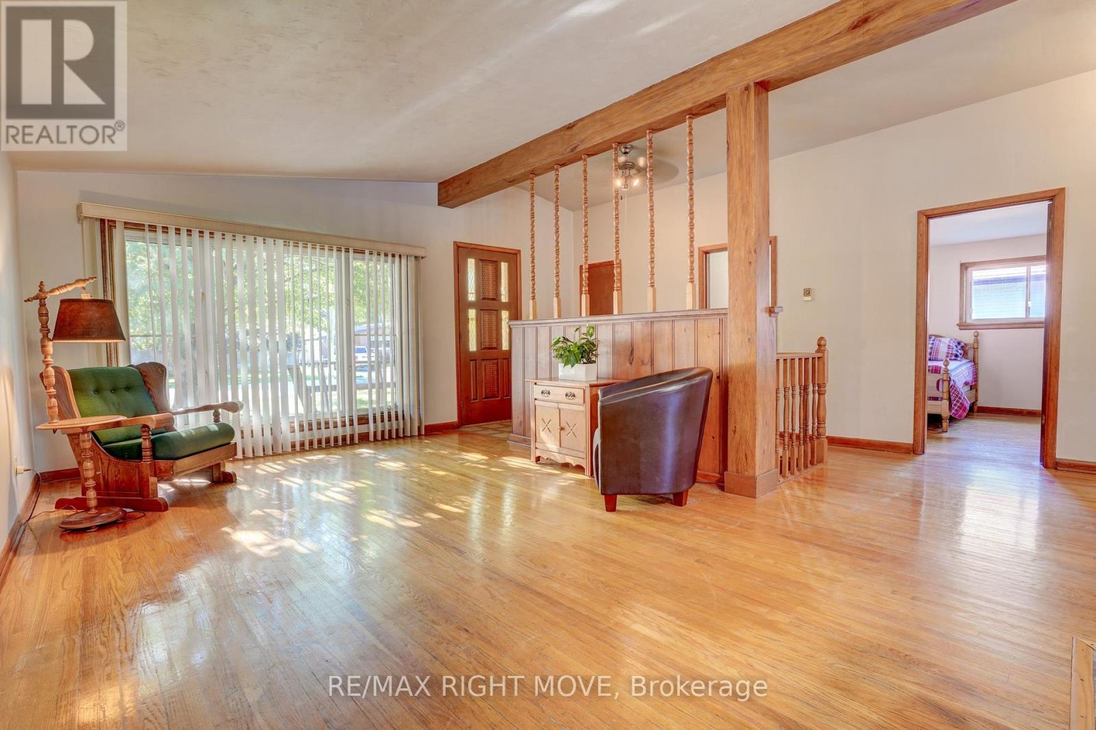 348 Collins Drive, Orillia, ON - Indoor