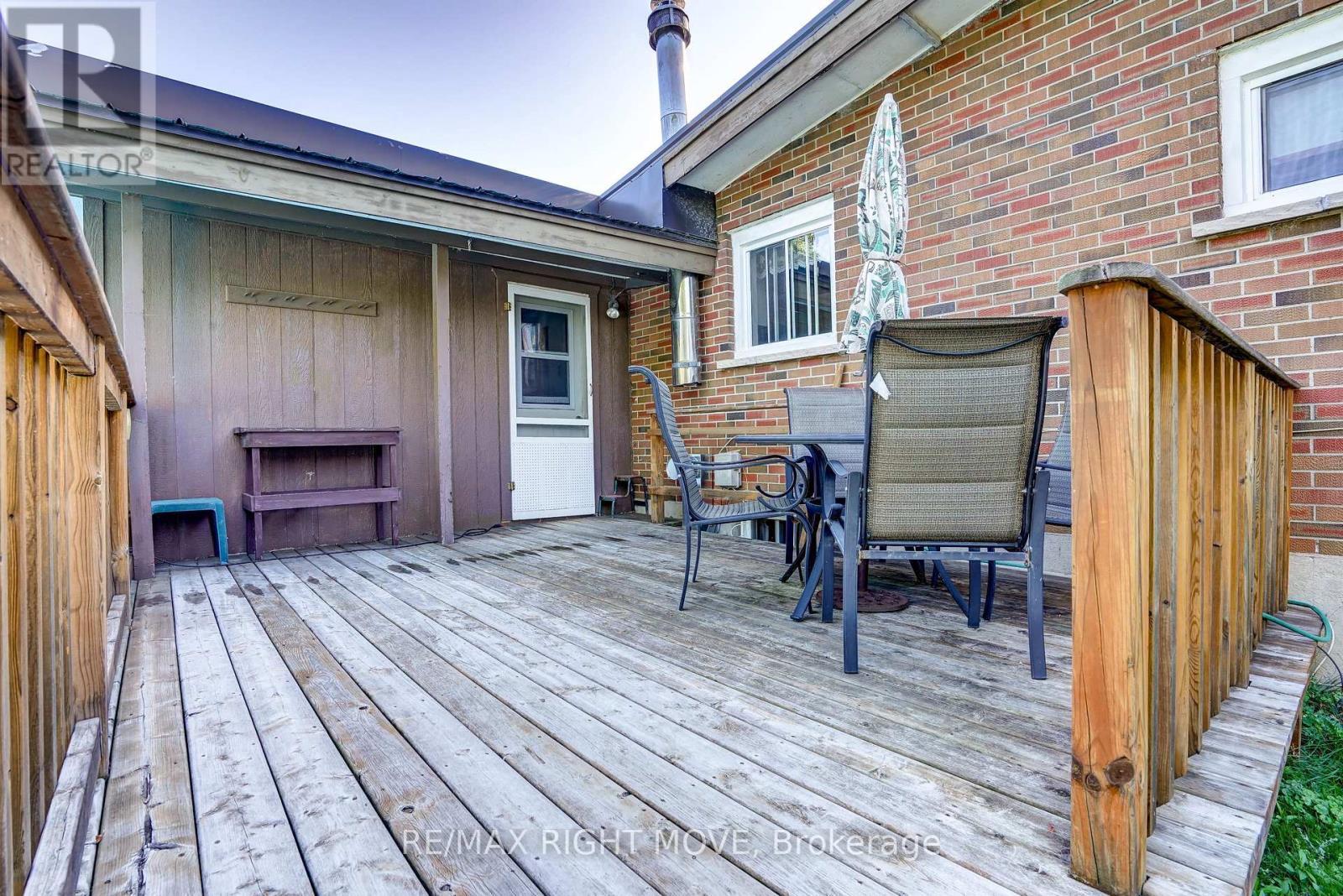 348 Collins Drive, Orillia, ON - Outdoor With Deck Patio Veranda With Exterior