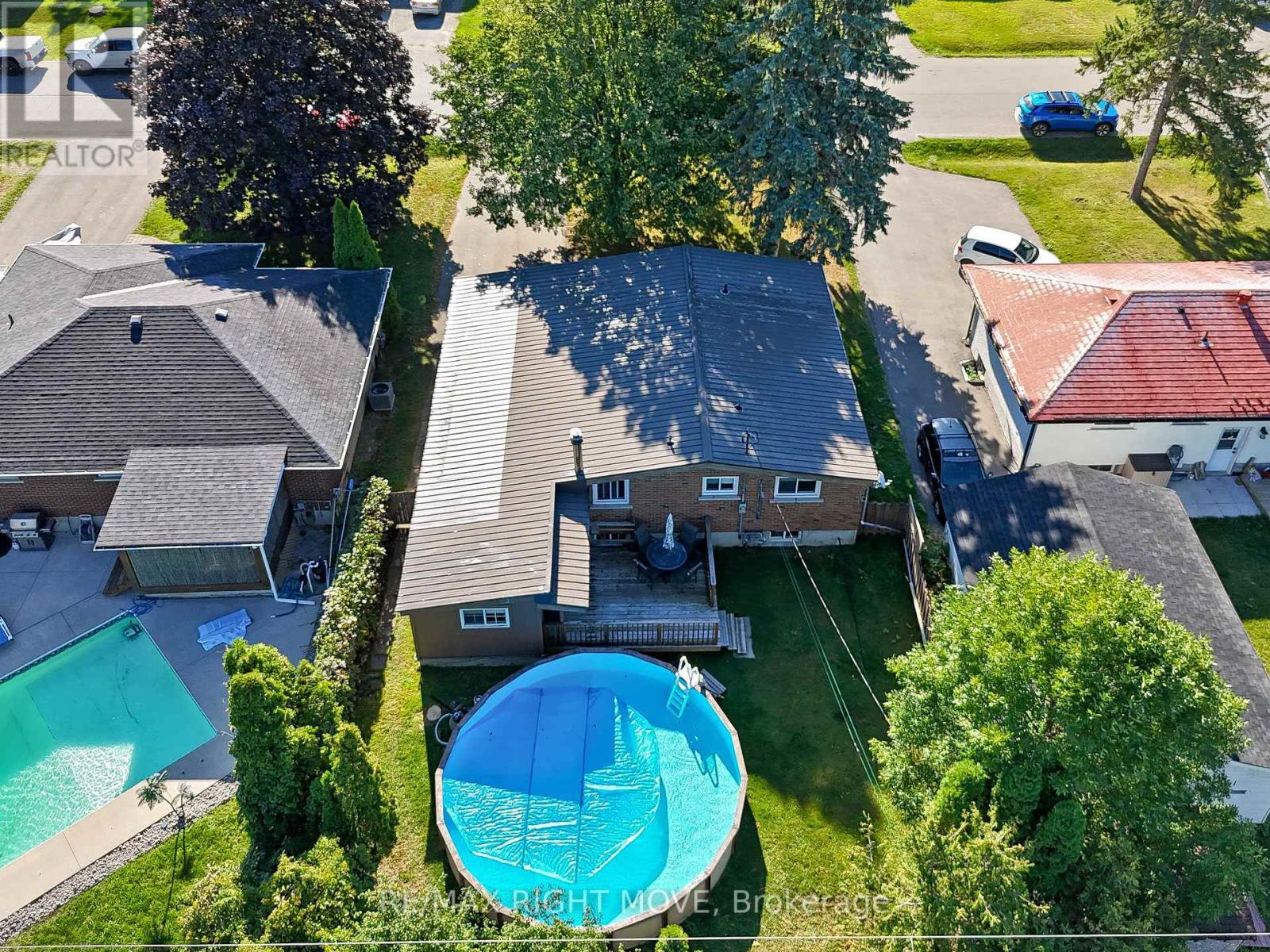 348 Collins Drive, Orillia, ON - Outdoor