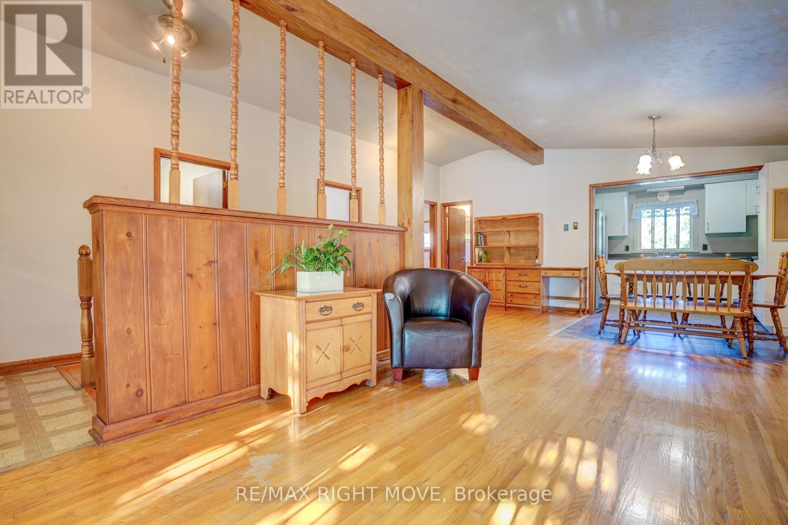 348 Collins Drive, Orillia, ON - Indoor