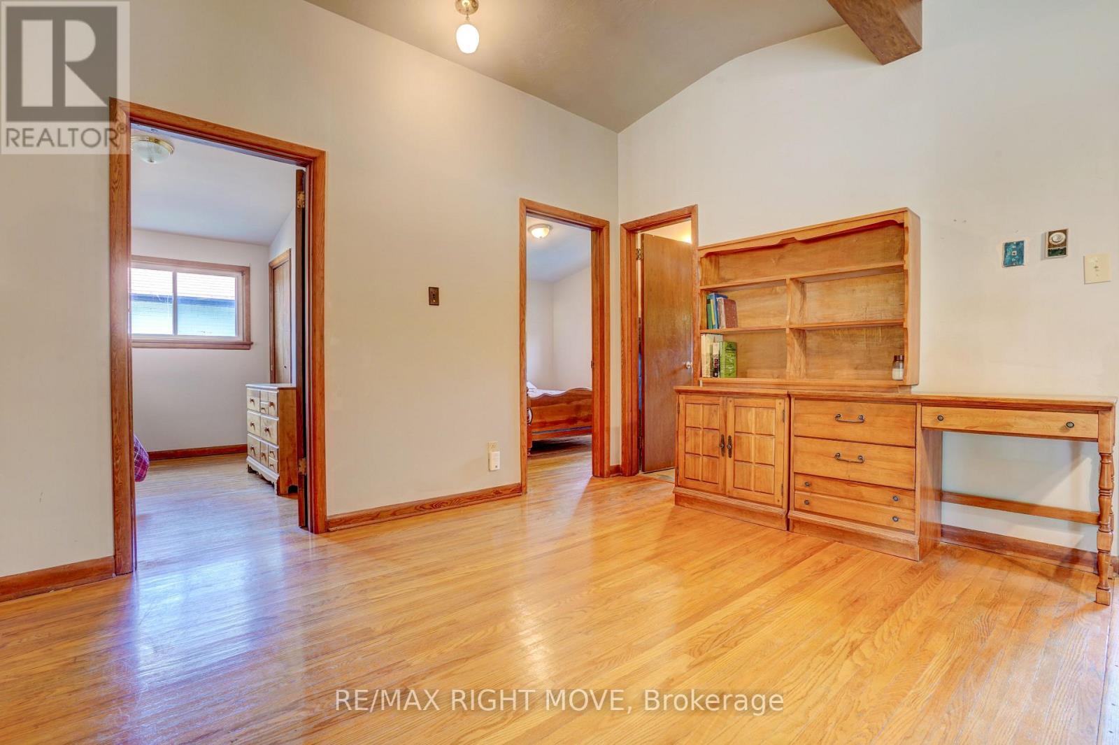 348 Collins Drive, Orillia, ON - Indoor Photo Showing Other Room