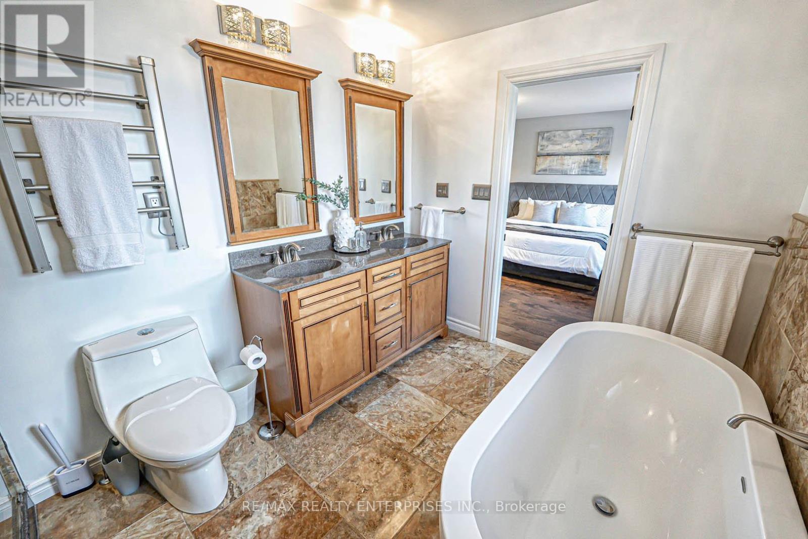 2344 Kenbarb Road, Mississauga, ON - Indoor Photo Showing Bathroom