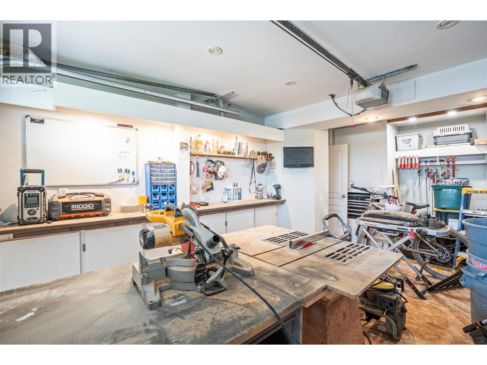 Garage 2 - 8990 College Drive, Coldstream, BC - Indoor