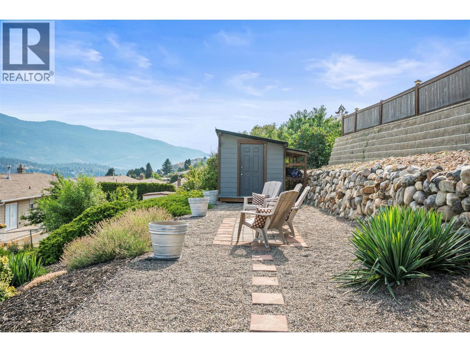 Upper level backyard space - 8990 College Drive, Coldstream, BC - Outdoor