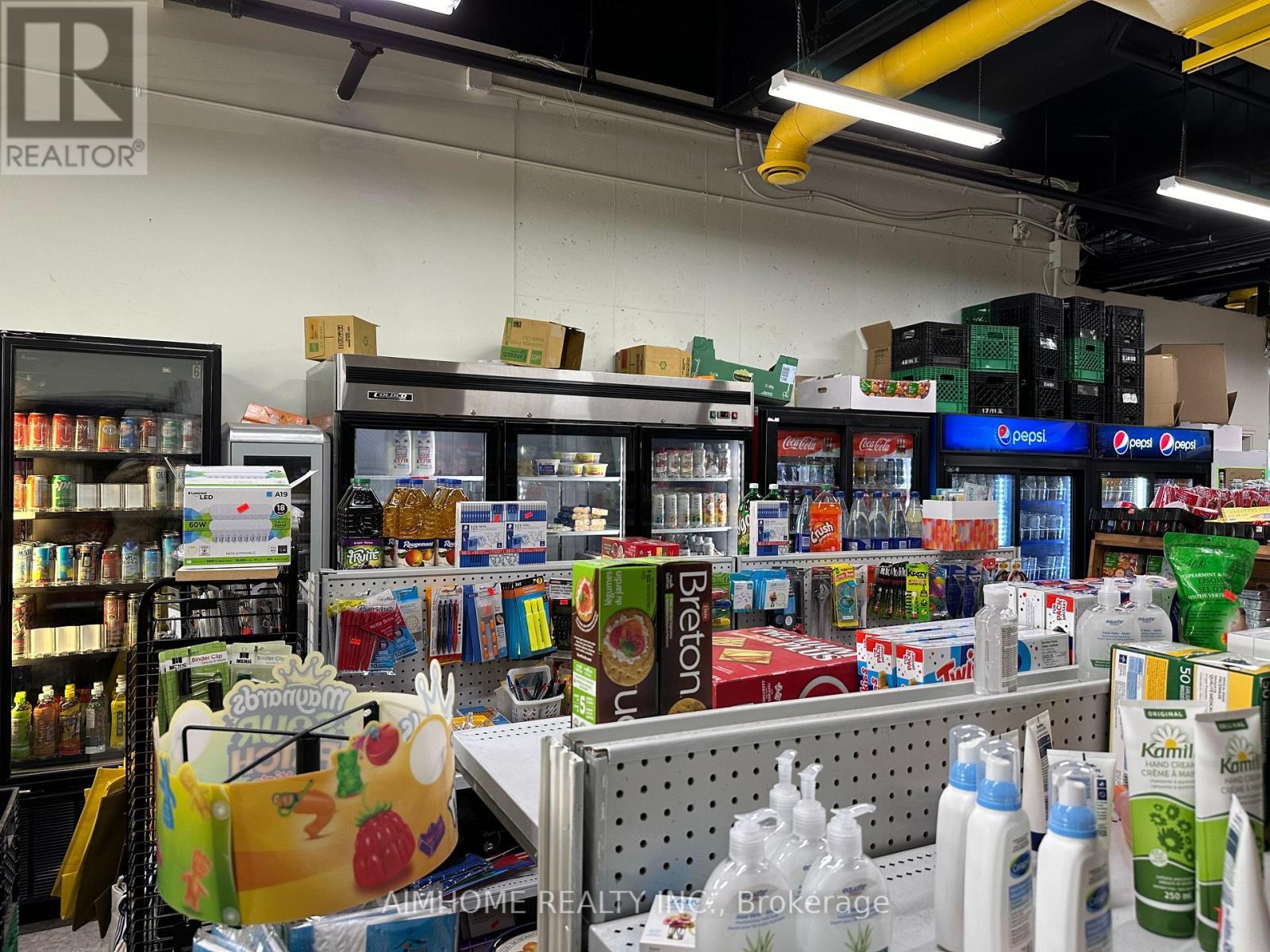 102 - 318 Spruce Street, Waterloo, ON