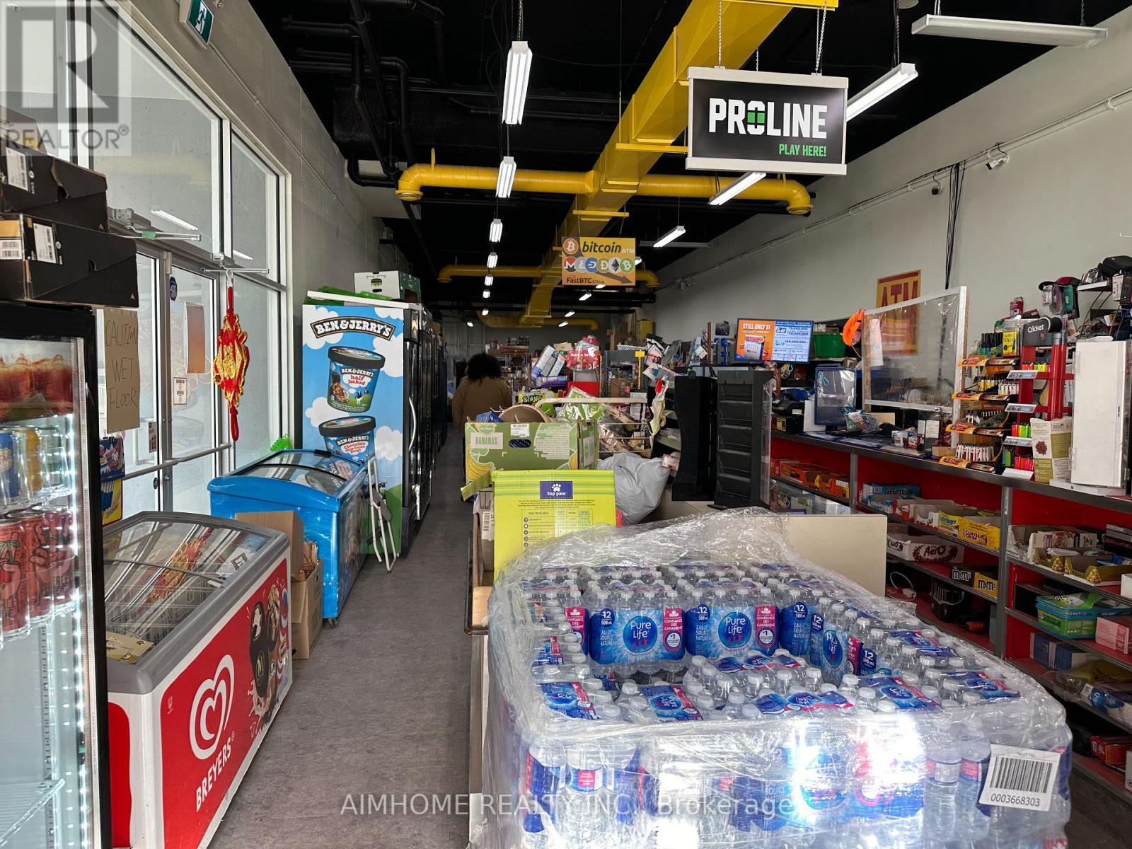 102 - 318 Spruce Street, Waterloo, ON