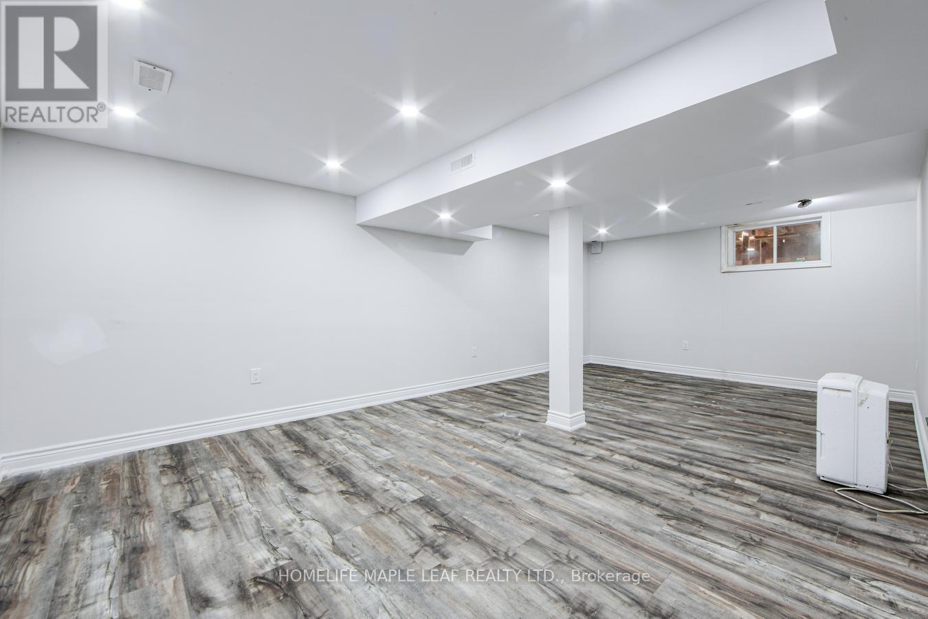 927 #97 Regional Road, Hamilton, ON - Indoor Photo Showing Basement