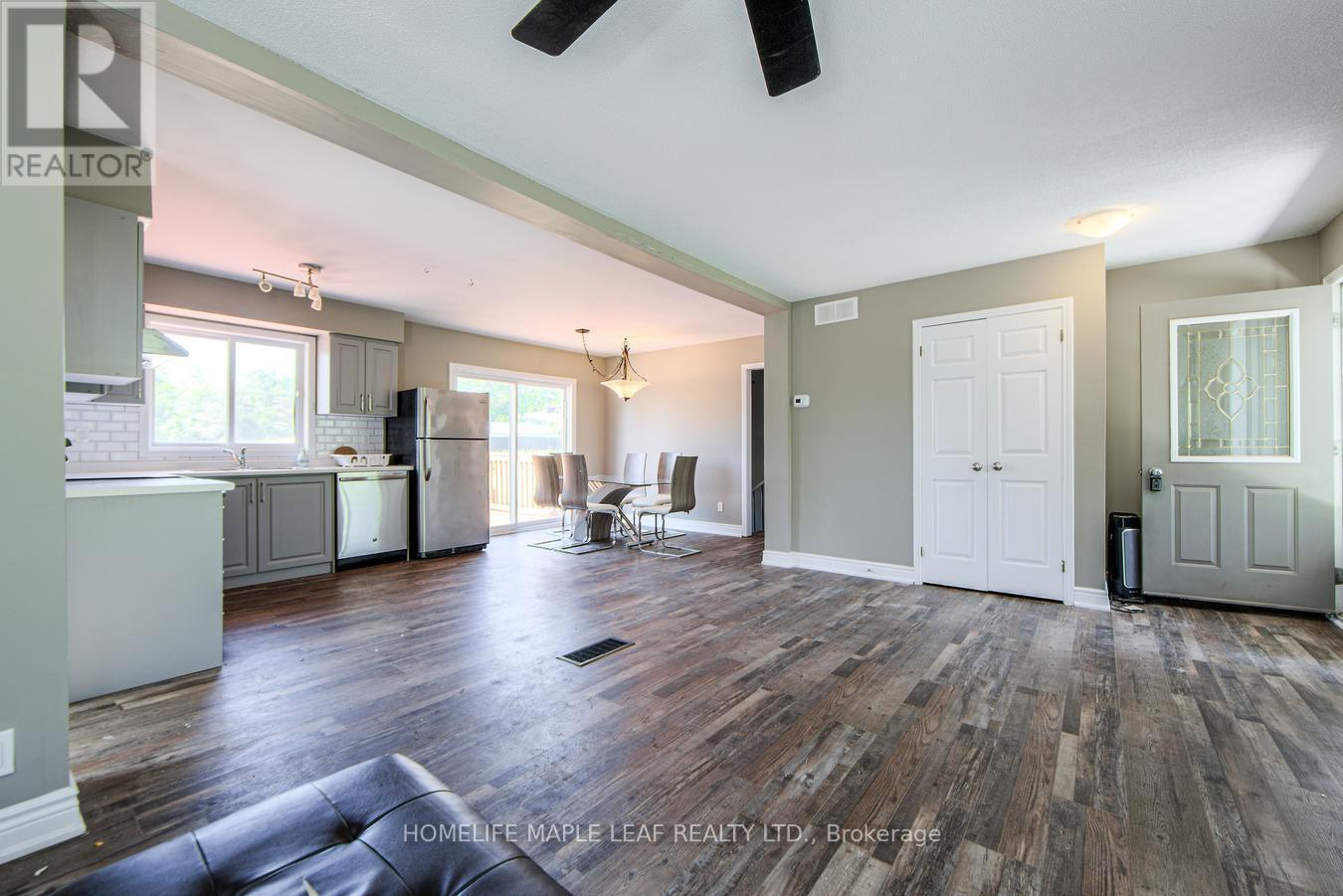 927 #97 Regional Road, Hamilton, ON - Indoor