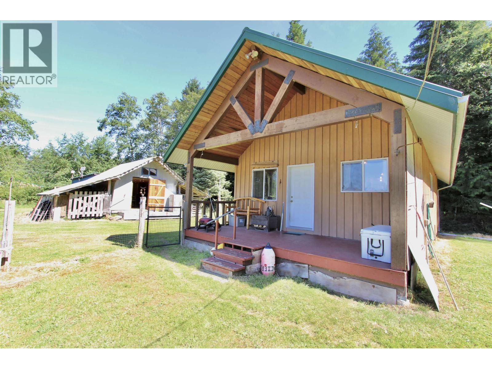 1514 Burgess Avenue, Masset, BC - Outdoor