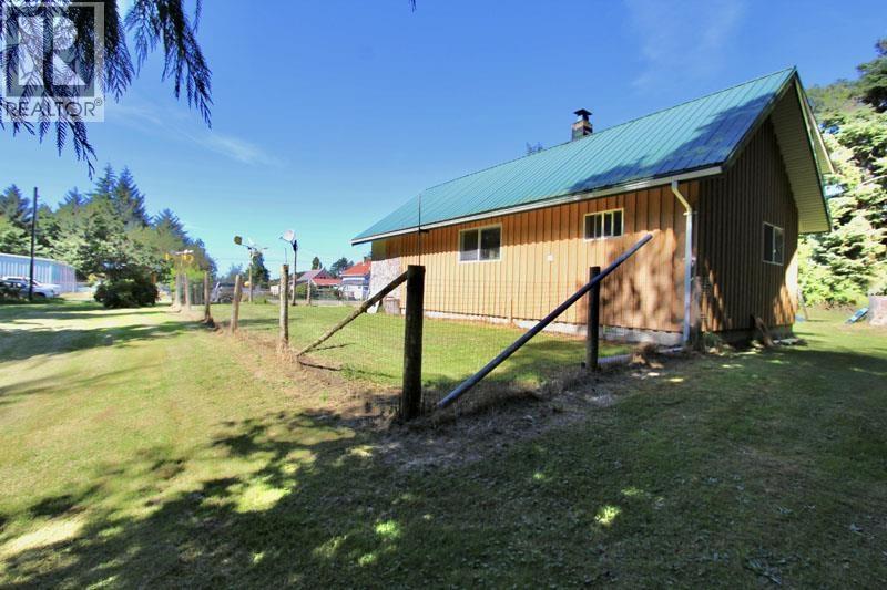 1514 Burgess Avenue, Masset, BC - Outdoor