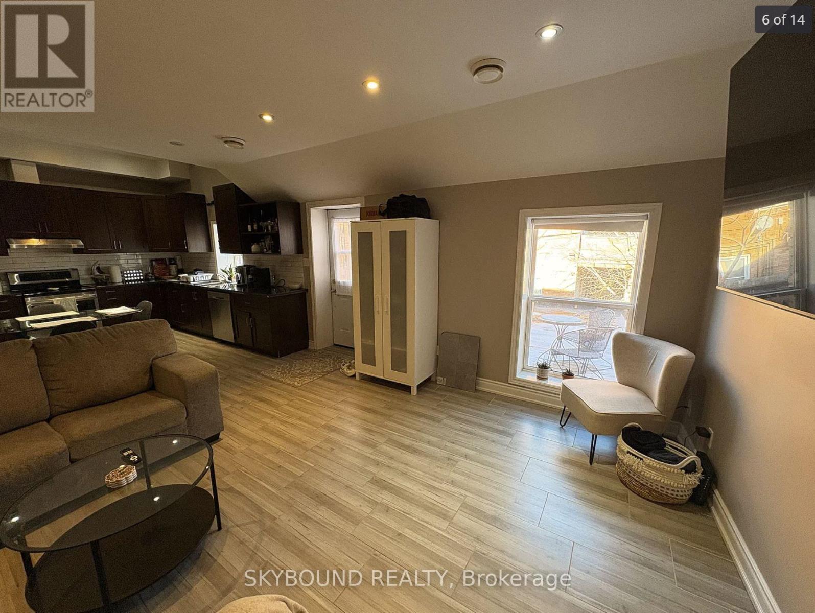 470 King Street W, Hamilton, ON