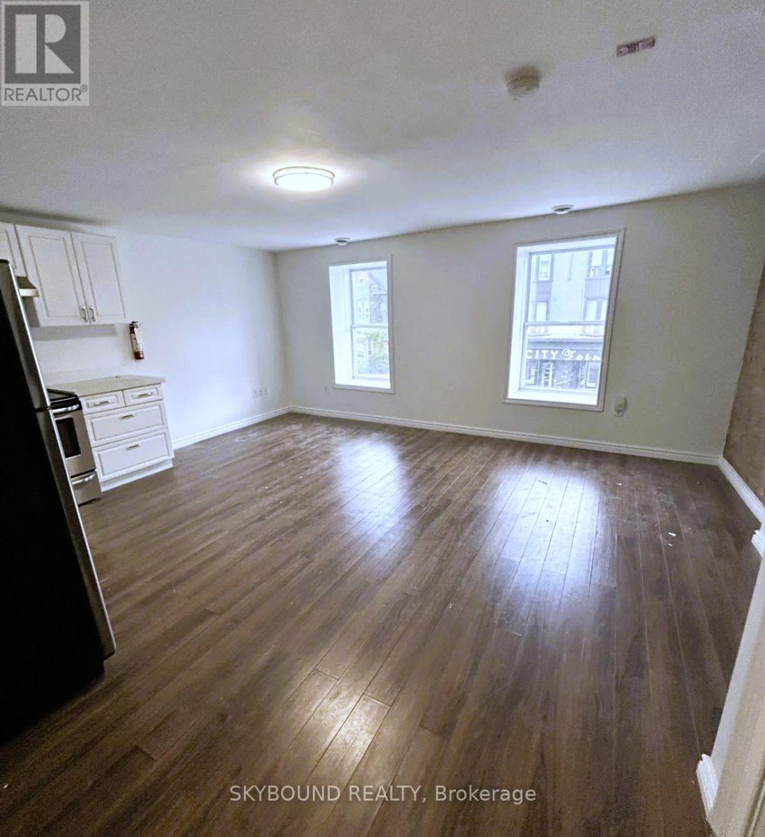 470 King Street W, Hamilton, ON