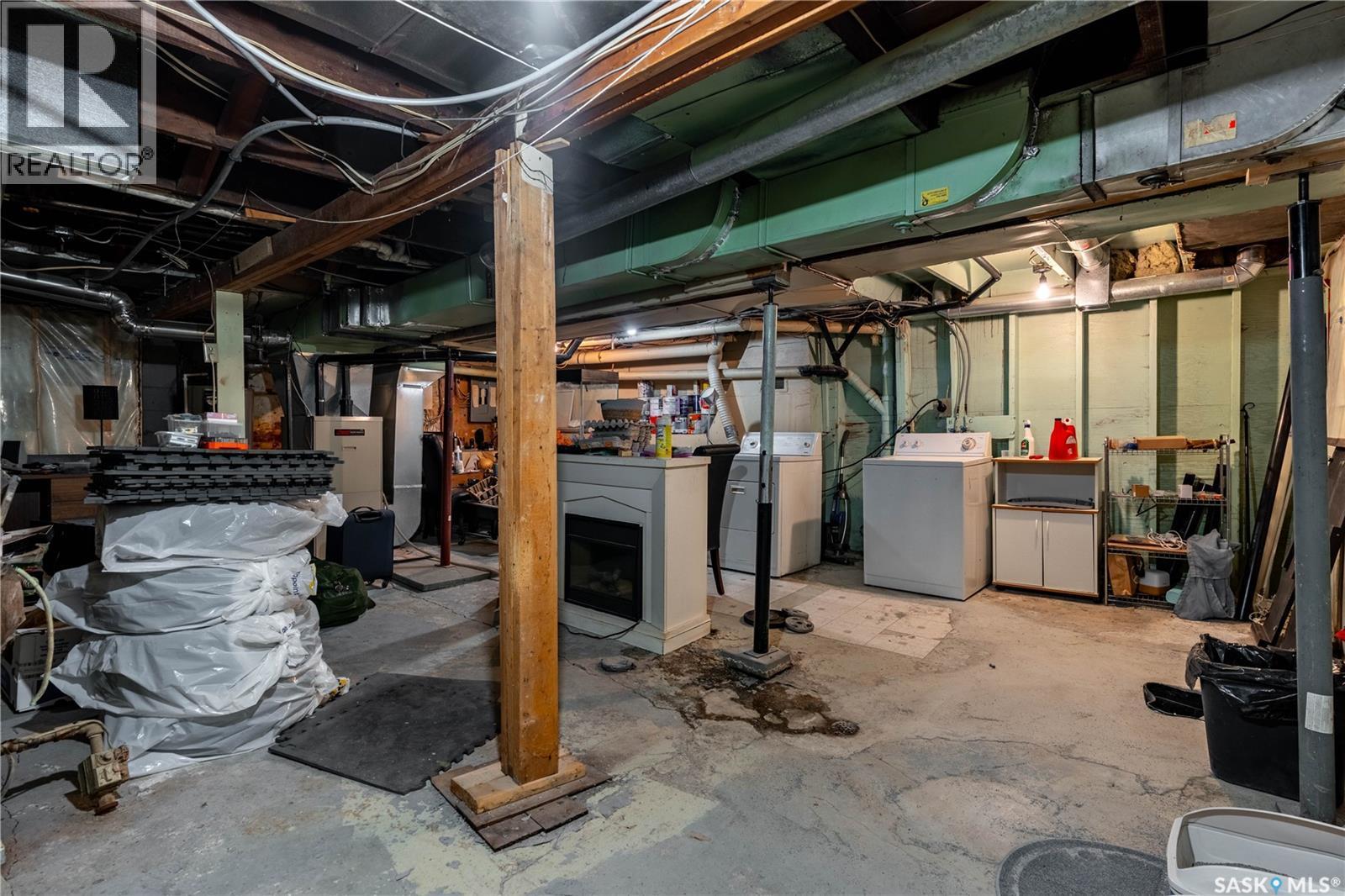 2231 Quebec Street, Regina, SK - Indoor Photo Showing Basement