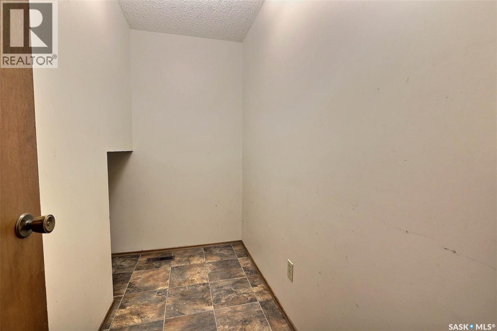 1580 Lacon Street, Regina, SK - Indoor Photo Showing Other Room