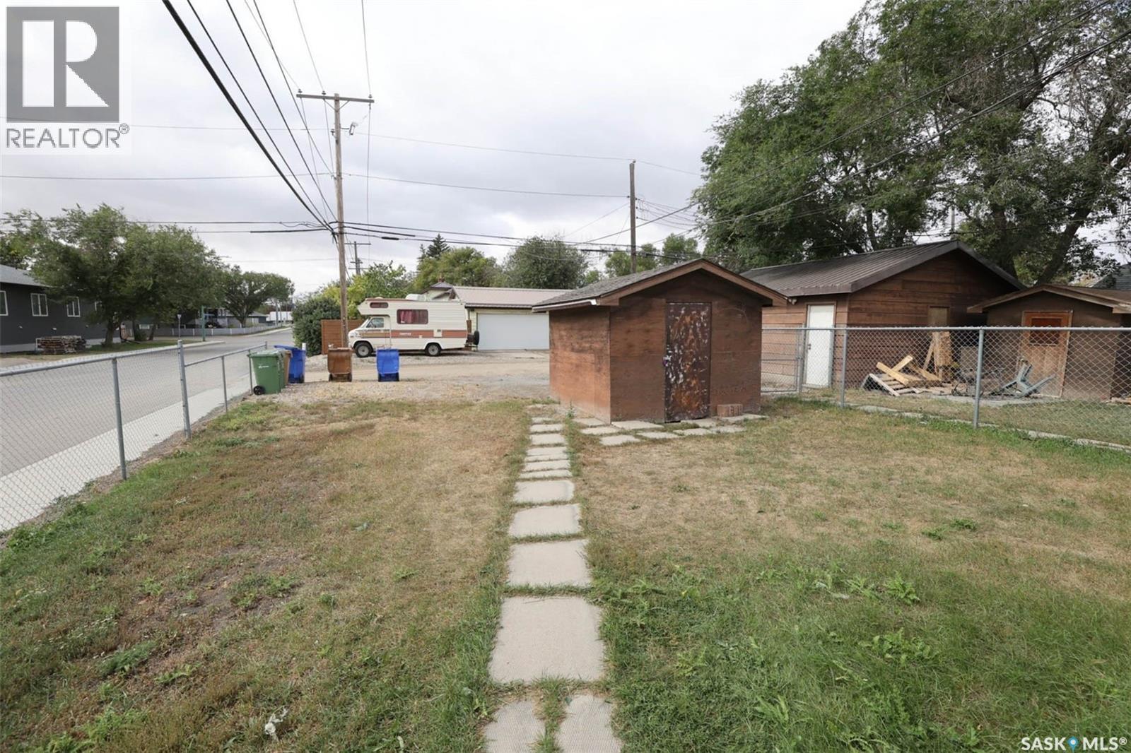 1580 Lacon Street, Regina, SK - Outdoor