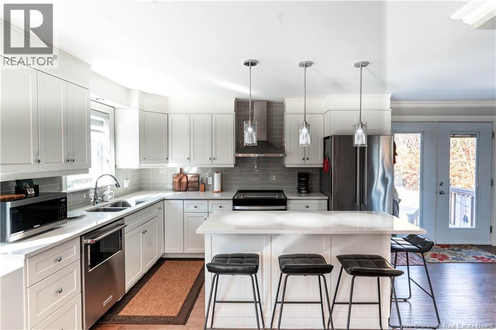 1015 Principale Street, Neguac, NB - Indoor Photo Showing Kitchen With Double Sink With Upgraded Kitchen