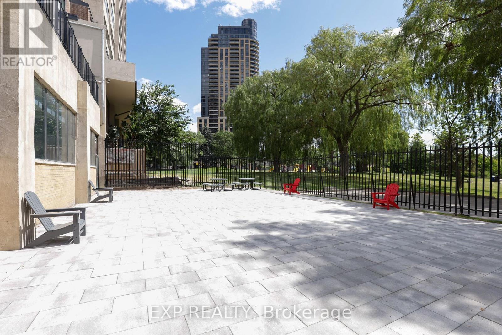 2006 - 3390 Weston Road, Toronto, ON - Outdoor