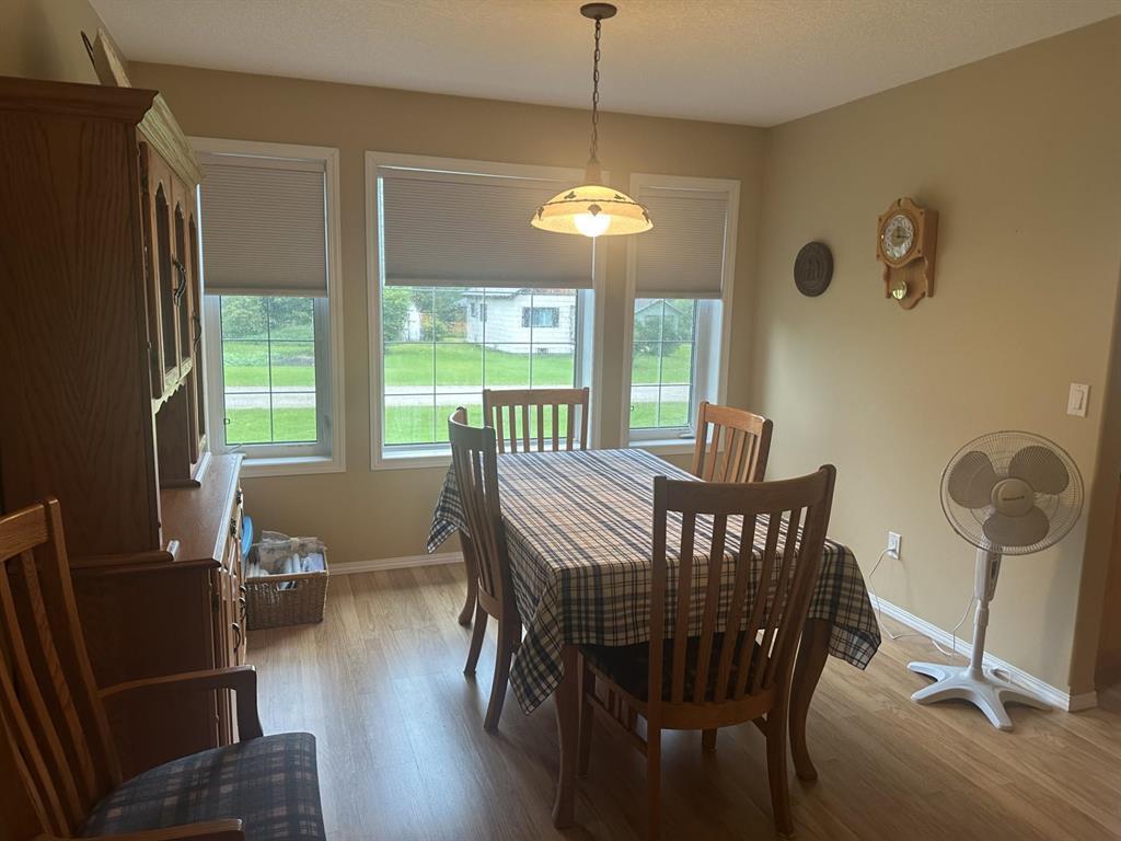 206 3Rd Street W, Swan River, MB - Indoor Photo Showing Dining Room