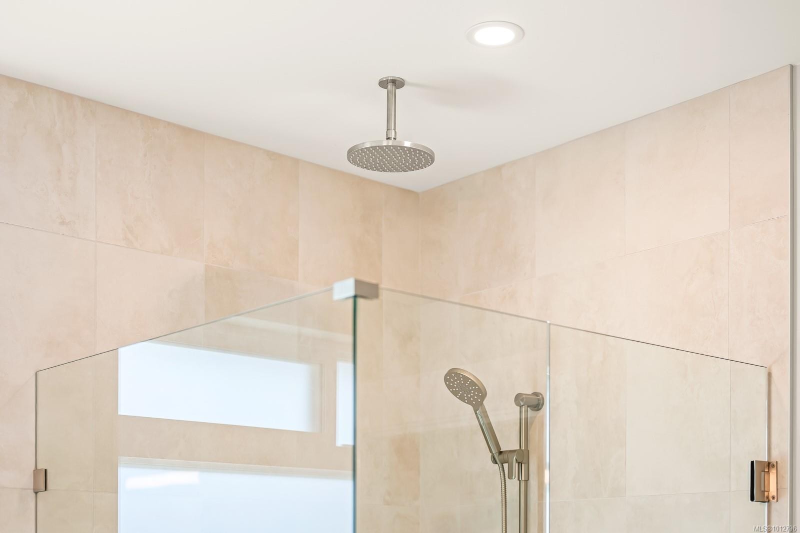 3989 Buckstone Rd, Courtenay, BC