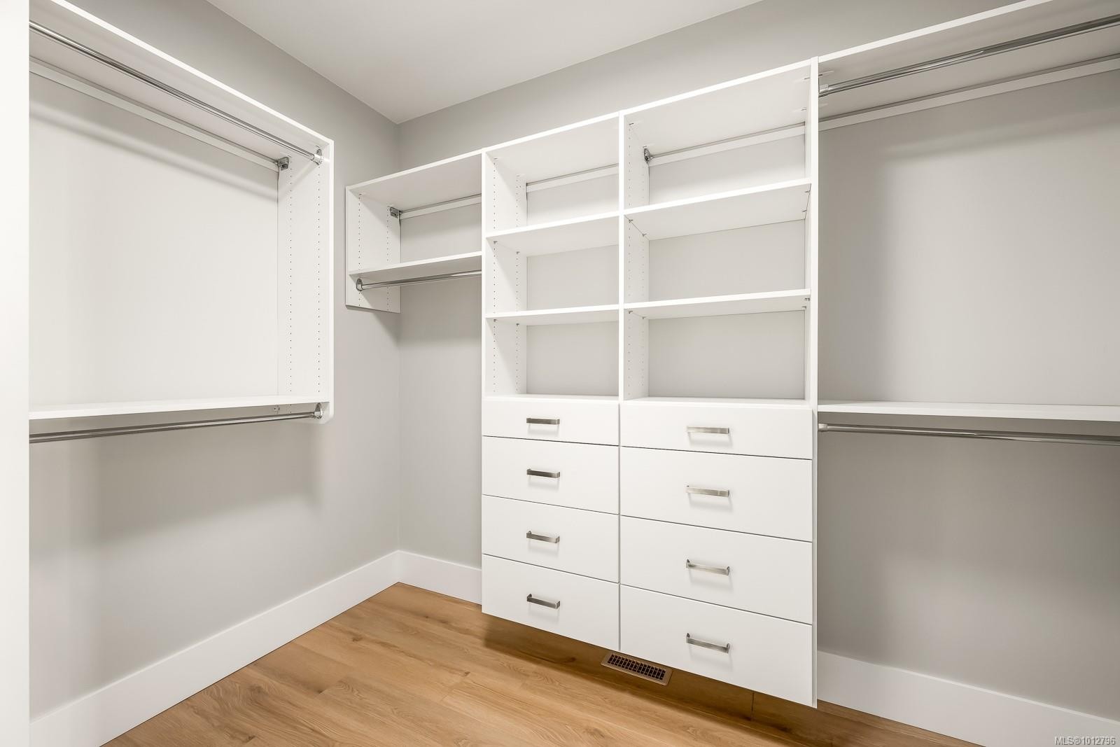 3989 Buckstone Rd, Courtenay, BC