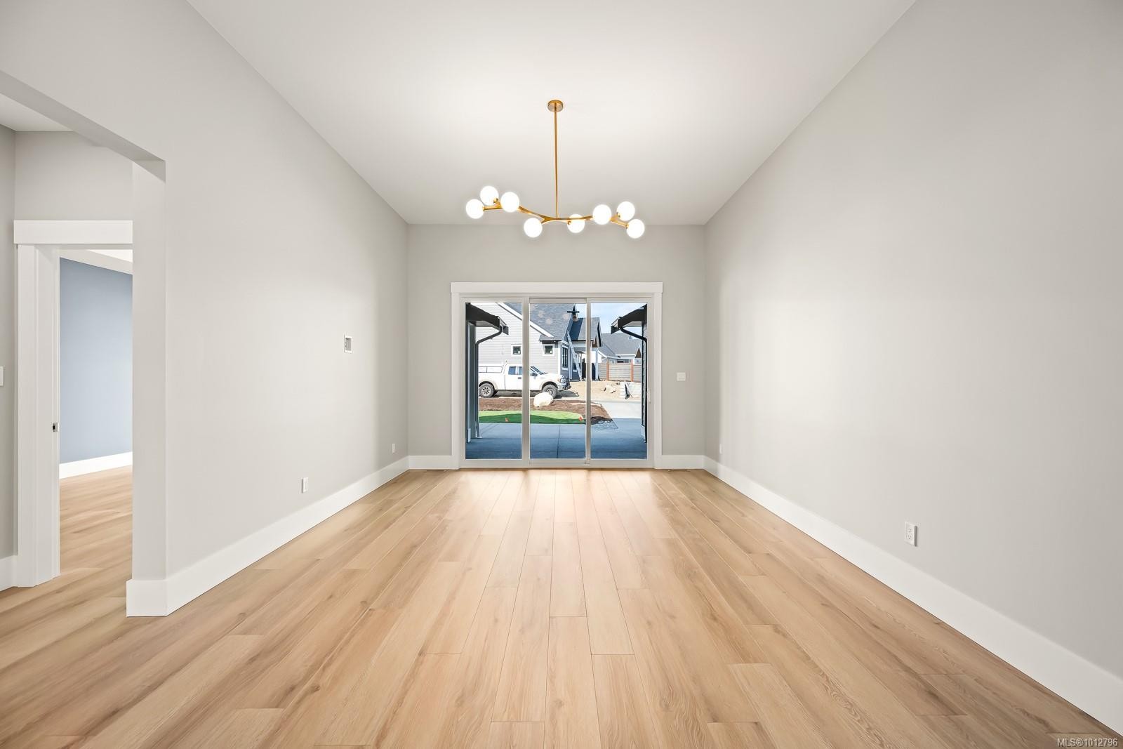 3989 Buckstone Rd, Courtenay, BC