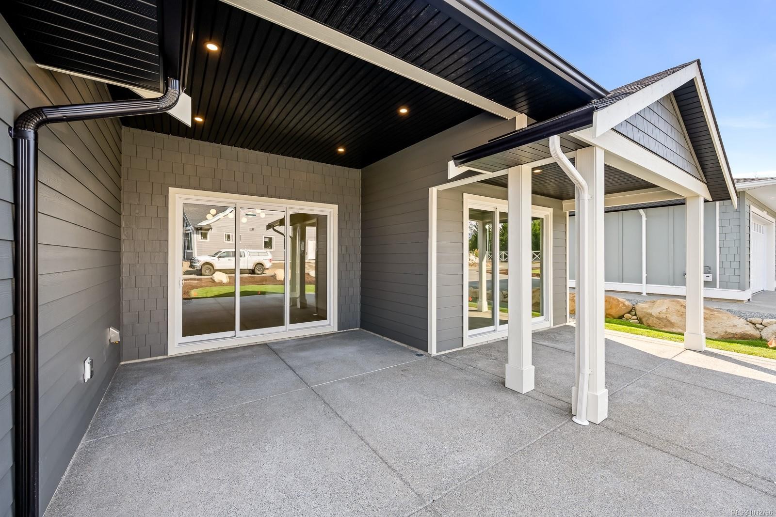 3989 Buckstone Rd, Courtenay, BC