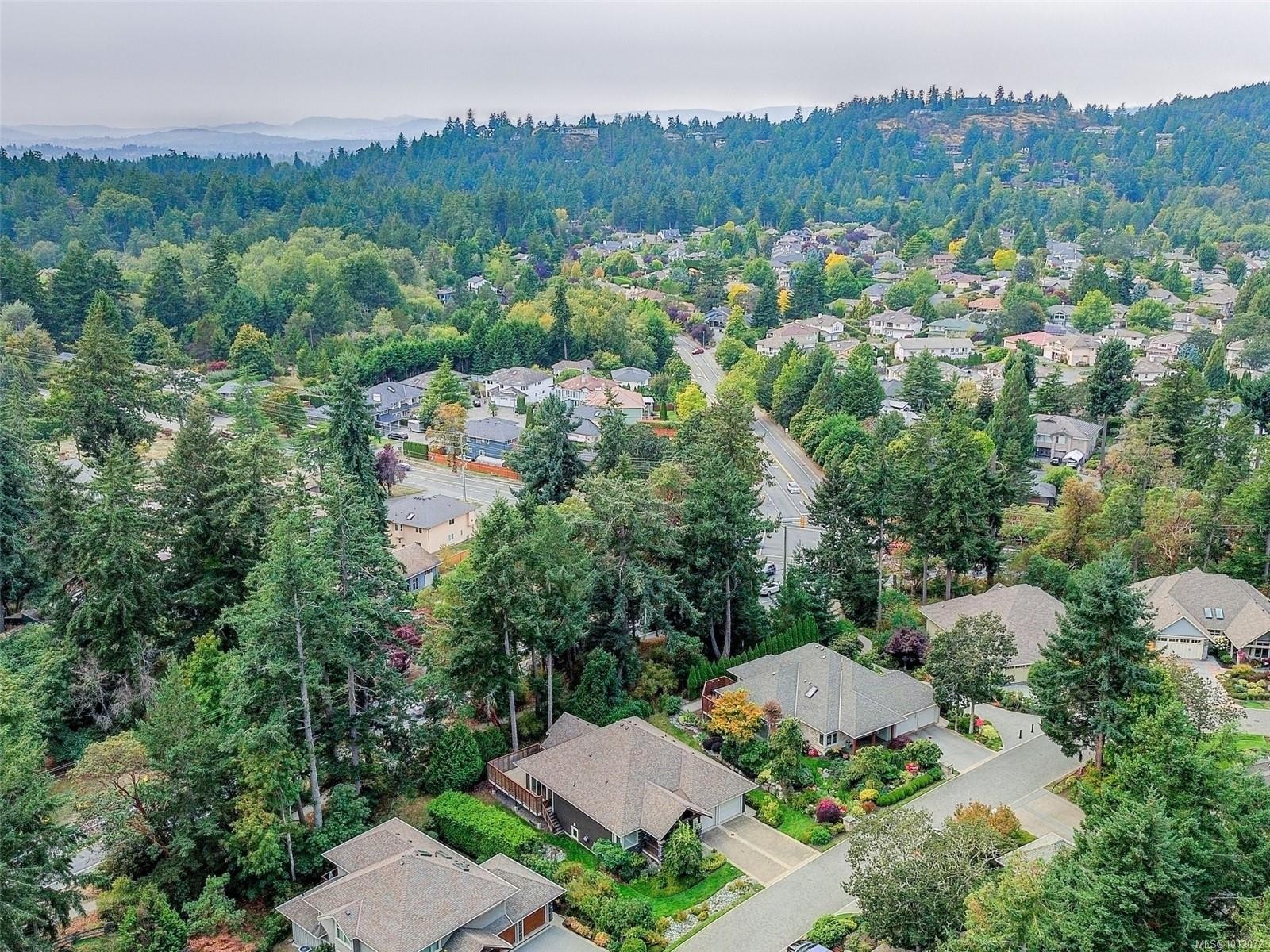 1266 Oceanwood Lane, Saanich, BC