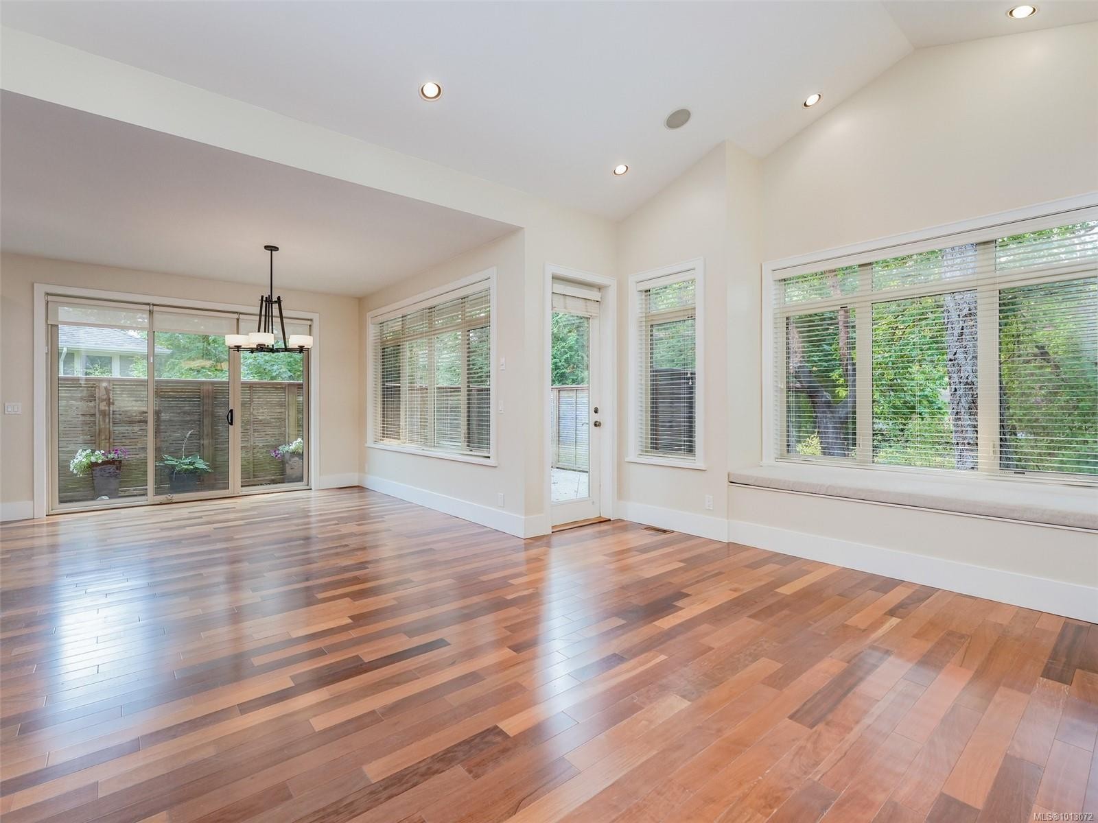 1266 Oceanwood Lane, Saanich, BC