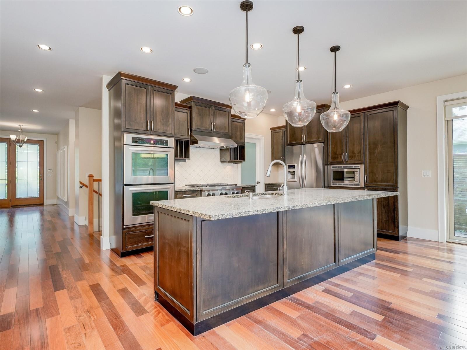 1266 Oceanwood Lane, Saanich, BC