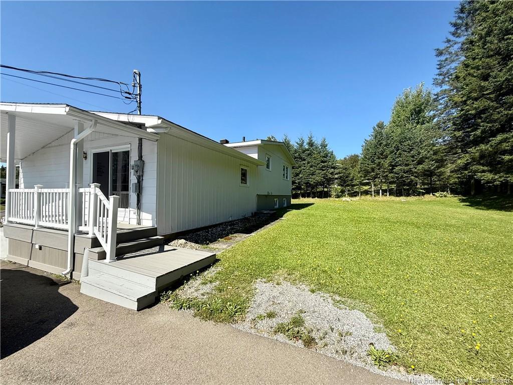 95 Des Érables Ave, Clair, NB