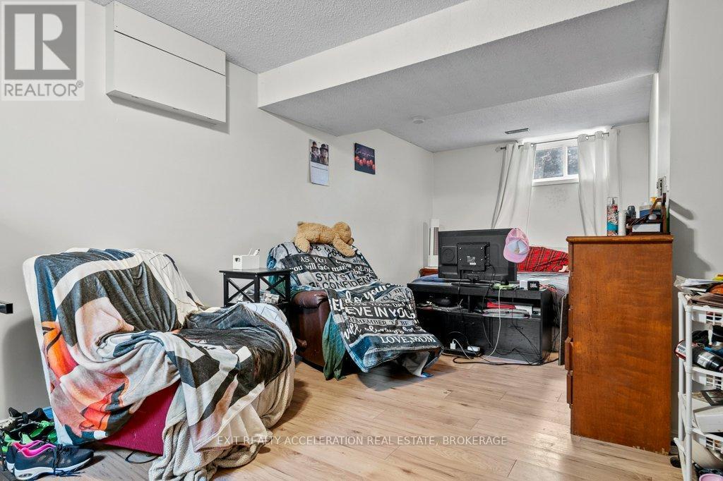 19 Mortensen Drive, Loyalist (Amherstview), ON - Indoor