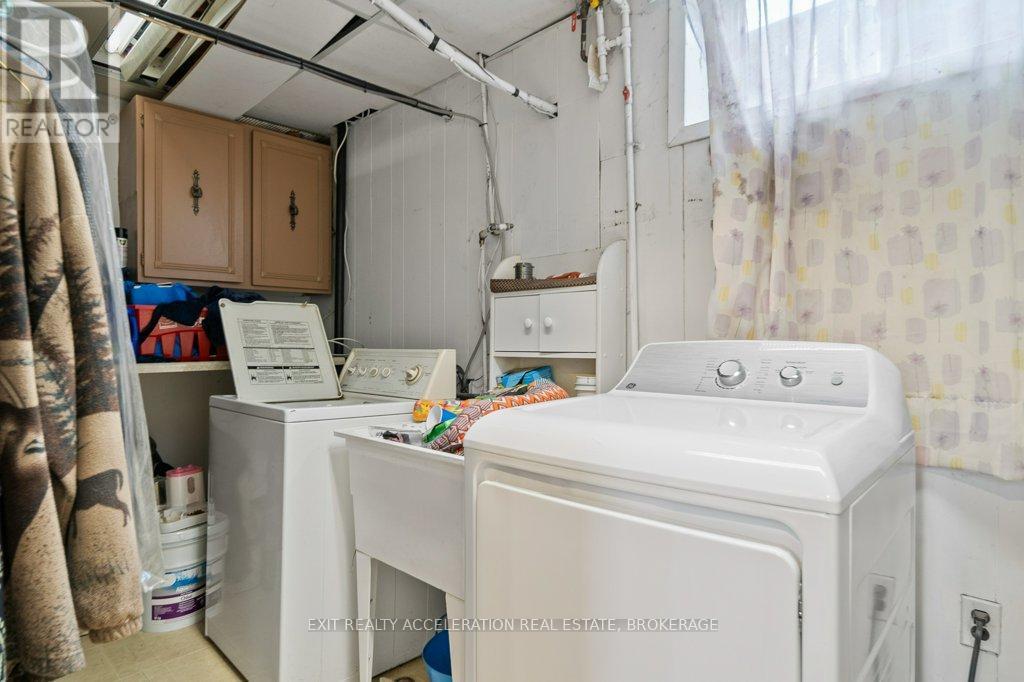19 Mortensen Drive, Loyalist (Amherstview), ON - Indoor Photo Showing Laundry Room
