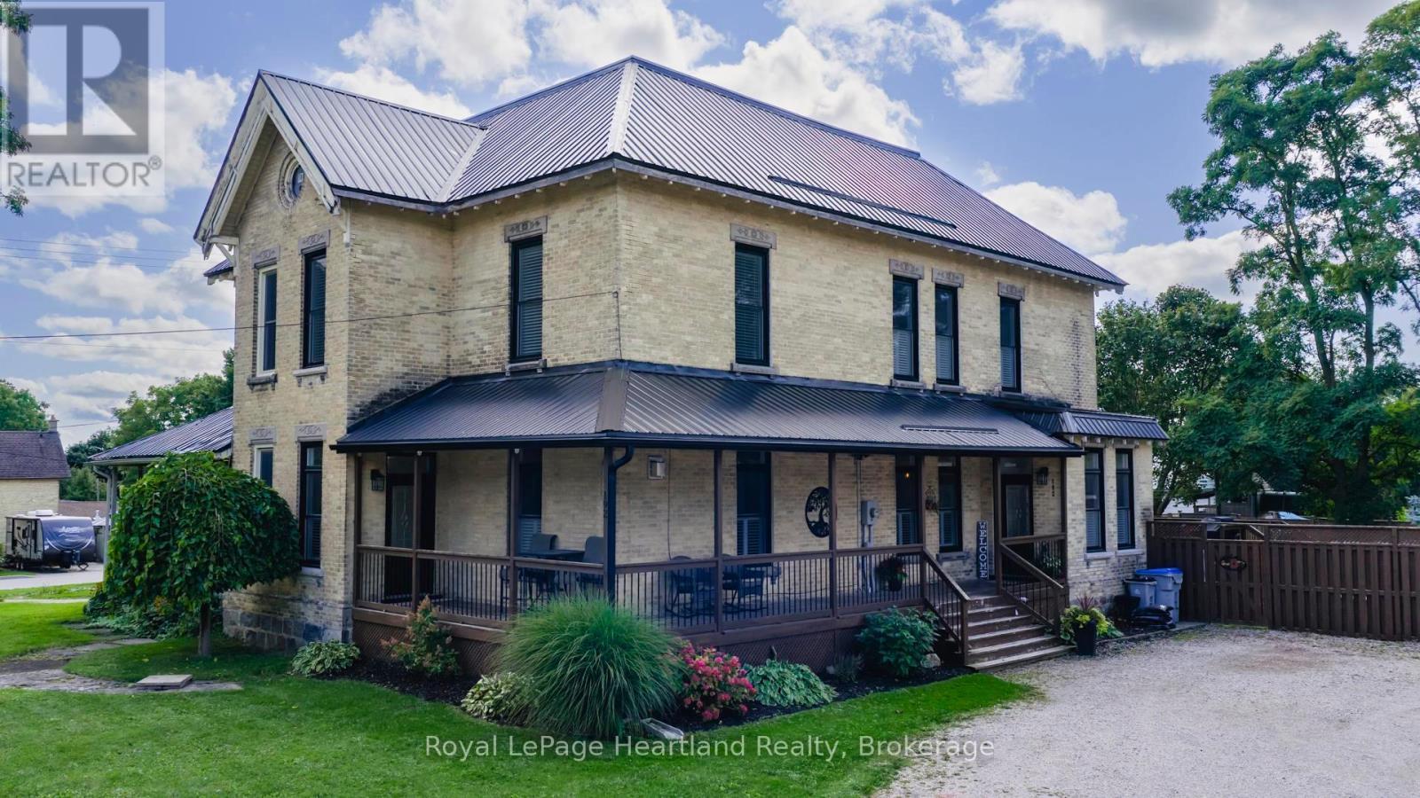192 Albert Street, Central Huron (Clinton), ON - Outdoor With Deck Patio Veranda