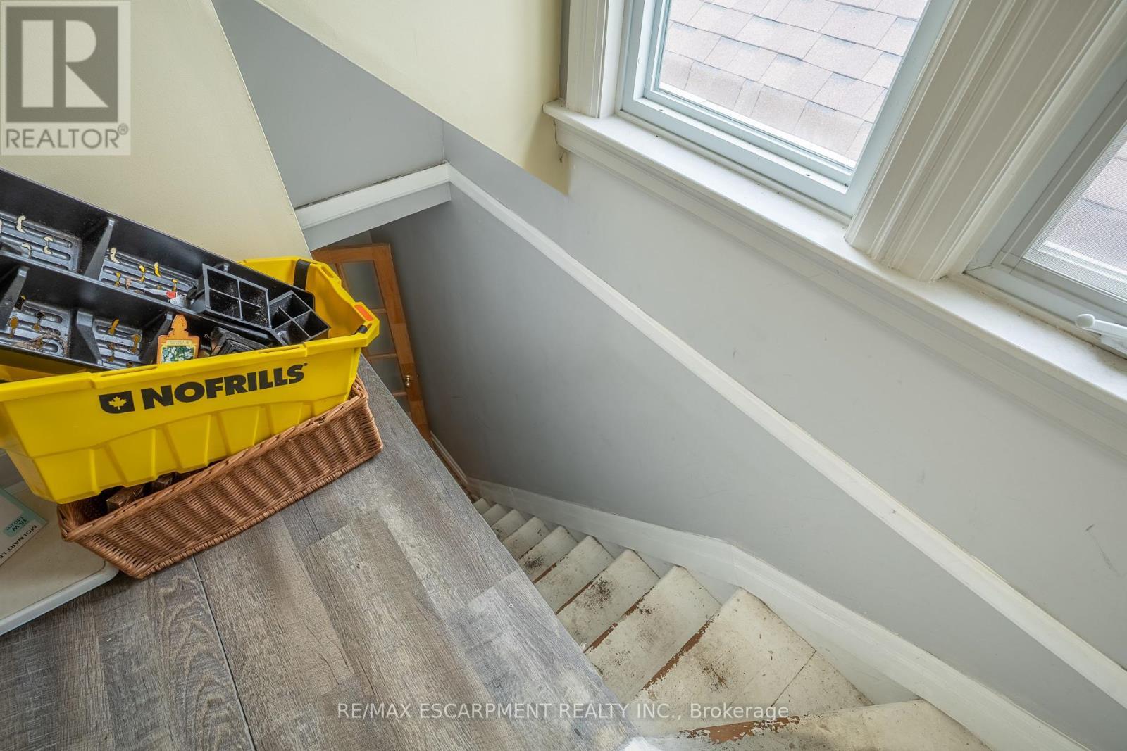 175 Burris Street, Hamilton, ON - Indoor Photo Showing Other Room