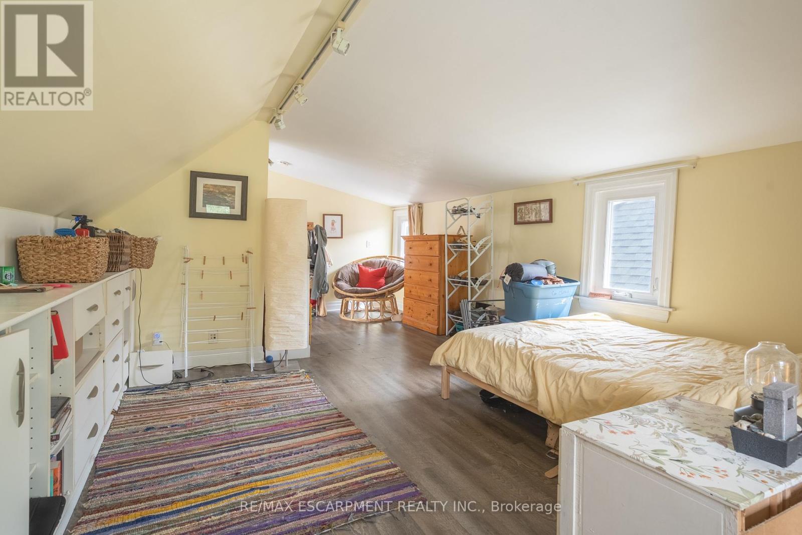 175 Burris Street, Hamilton, ON - Indoor Photo Showing Bedroom